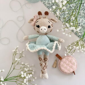 Receita Girafa Bailarina Amigurumi