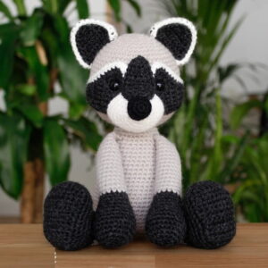 receita-guaxinim-sentado-amigurumi-receita-amigurumi-passo-a-passo