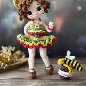 Receita Boneca Abelha Amigurumi
